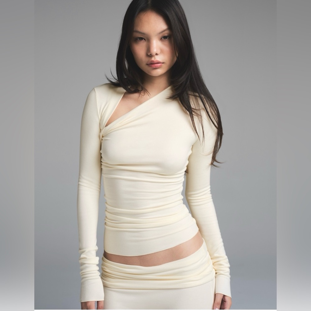 SKIMS Cream Long Sleeve Top